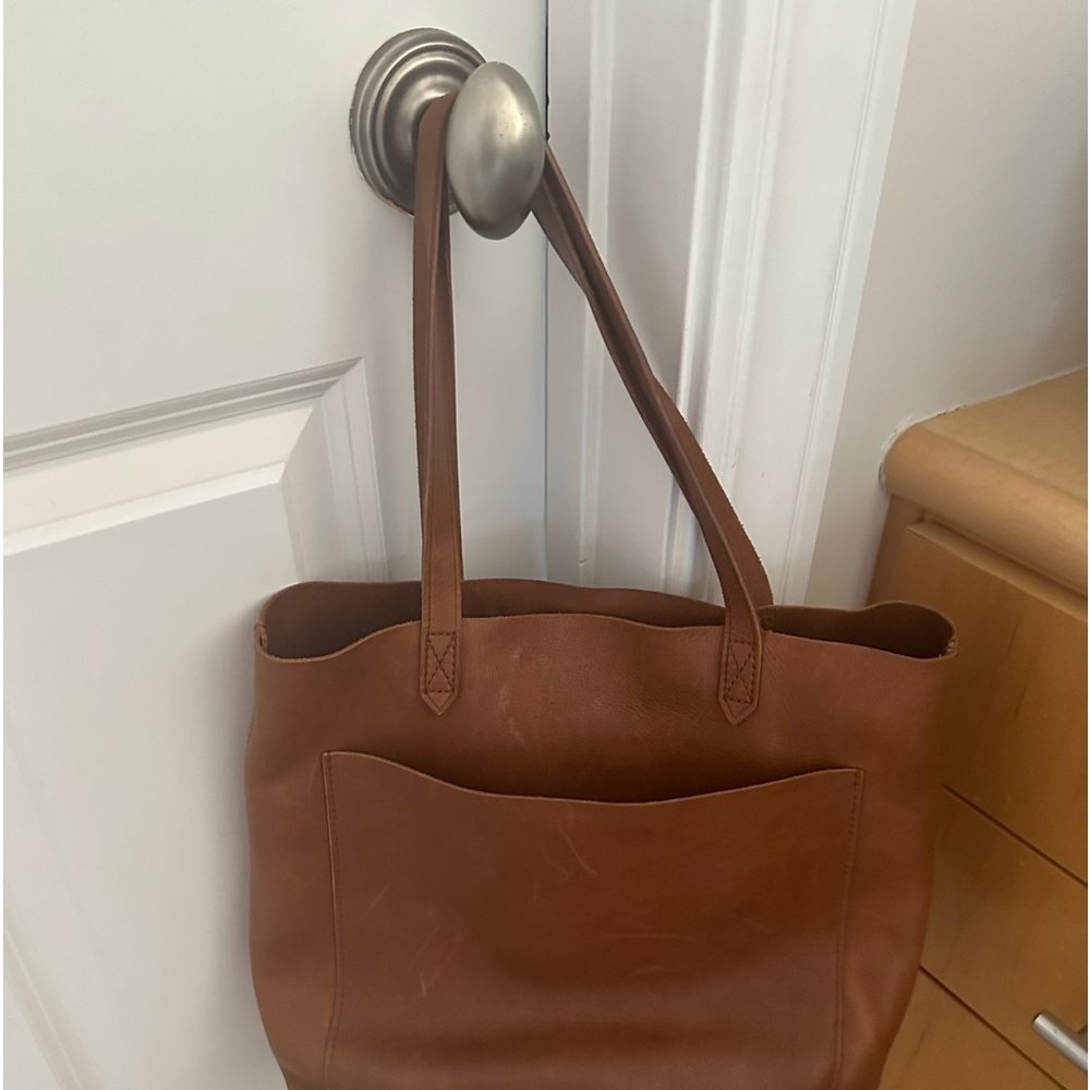 Slightly used madewell leather purse